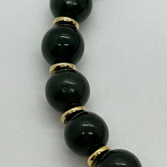 Vintage Forest Green Glass Beaded Bracelet Classic Gold-Tone Clasp Accents - Picture 7 of 15
